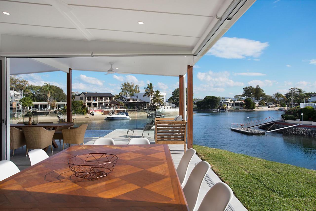 Incredible Value - Perfect For Large Families Villa Gold Coast Luaran gambar