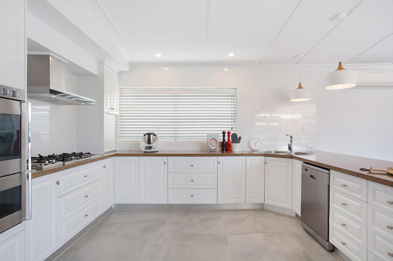 Incredible Value - Perfect For Large Families Villa Gold Coast Luaran gambar